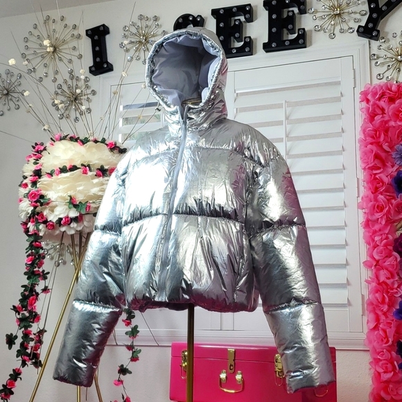 Quilted Puffer Jacket - Picture 7 of 7